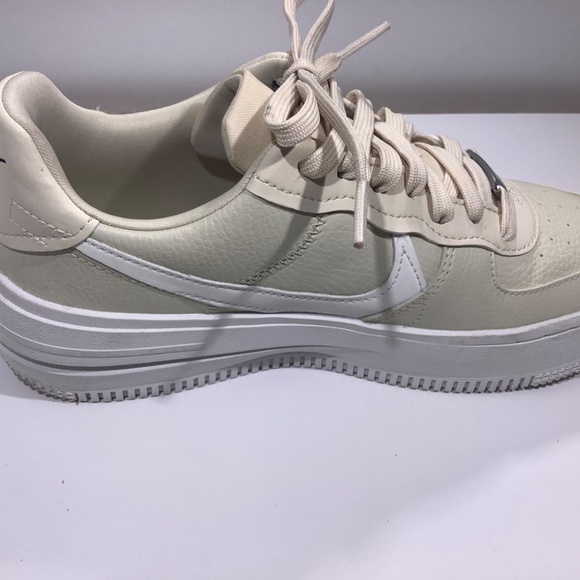 Air Force 1 PLT.AF.ORM Fossil Colorway Size 7W - Picture 5 of 8